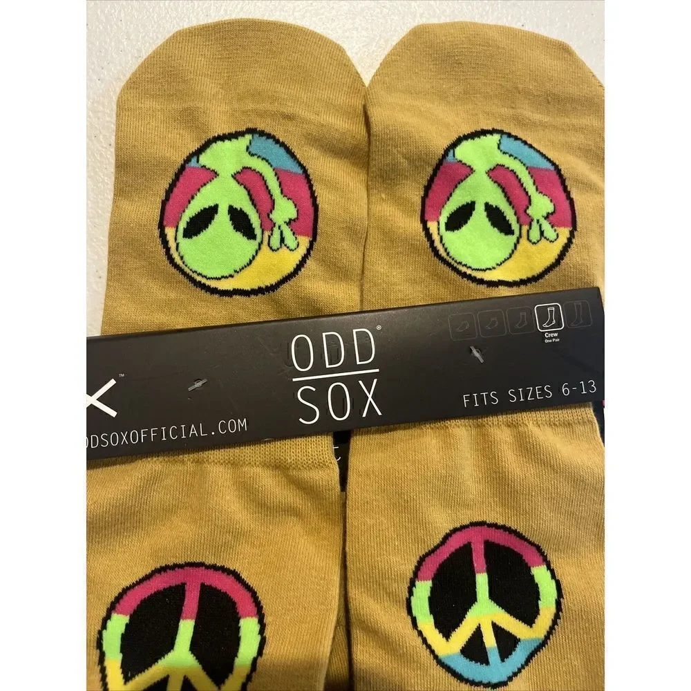 Odd Sox All You Need is BUD LOVE Peace Novelty Crew Socks Fits Sizes 6-13 NWT